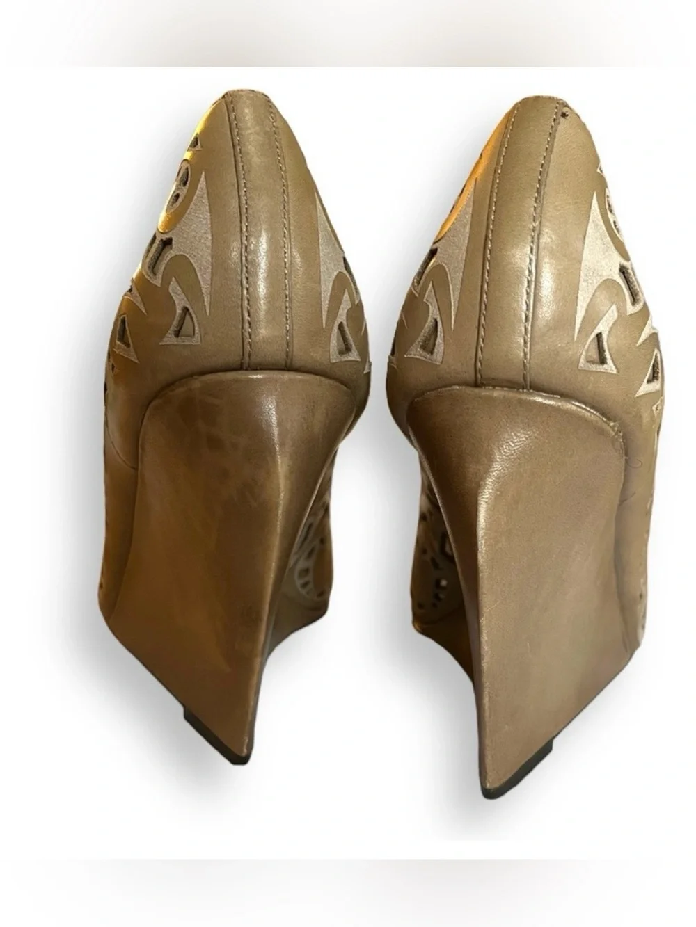 Jean-Michel Cazabat stunning jean